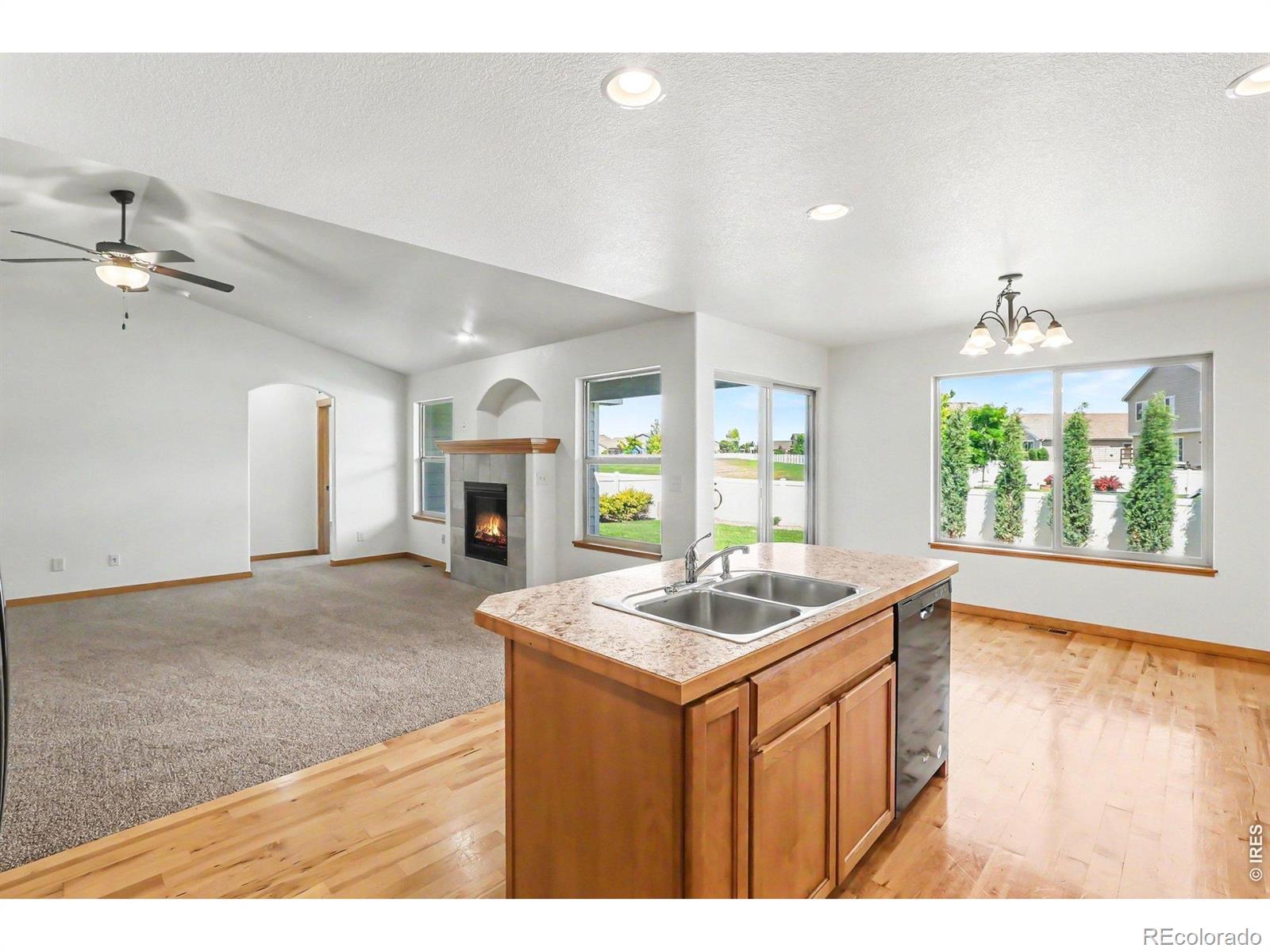 MLS Image #10 for 655 s mountain view drive,eaton, Colorado