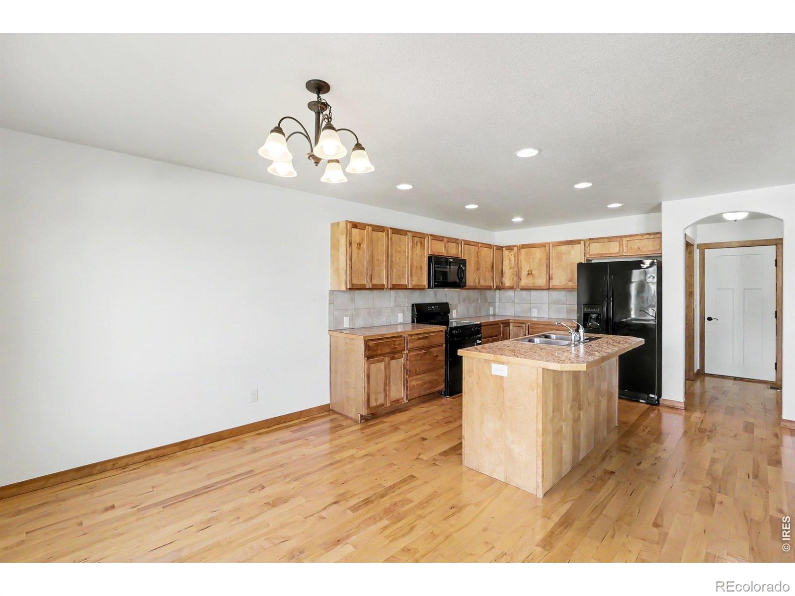 MLS Image #9 for 655 s mountain view drive,eaton, Colorado