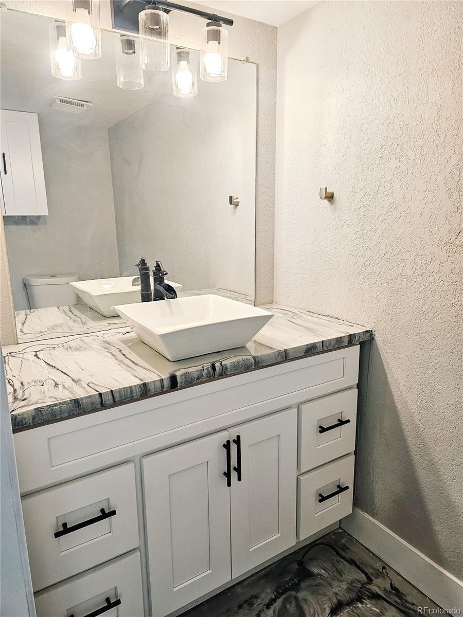 MLS Image #28 for 4716  freeport way,denver, Colorado
