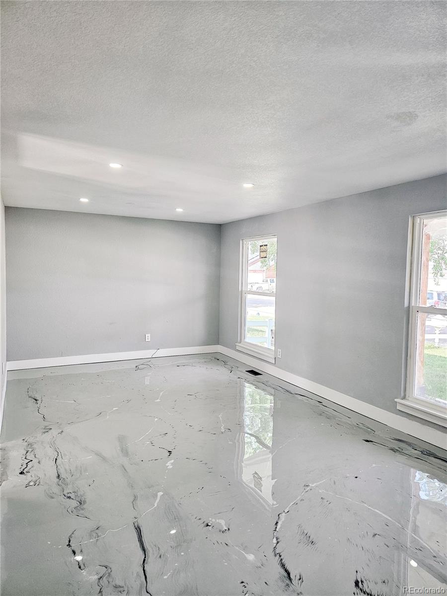 MLS Image #5 for 4716  freeport way,denver, Colorado