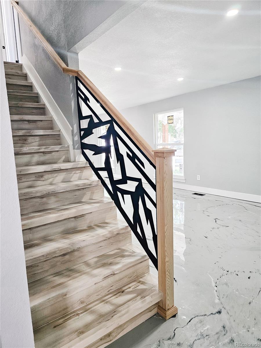 MLS Image #6 for 4716  freeport way,denver, Colorado
