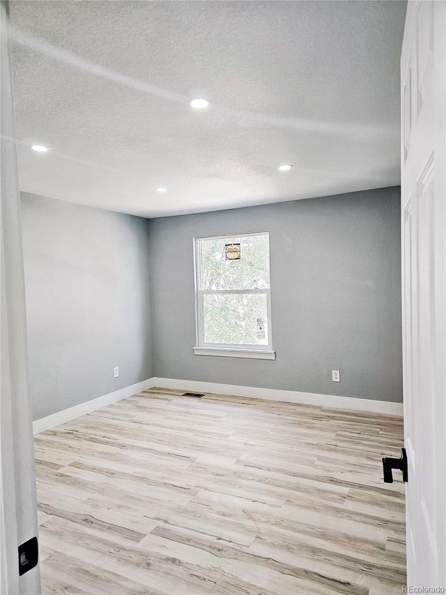 MLS Image #9 for 4716  freeport way,denver, Colorado