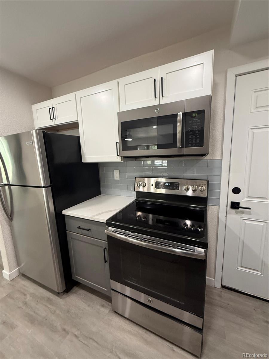 MLS Image #10 for 92  newark street,aurora, Colorado