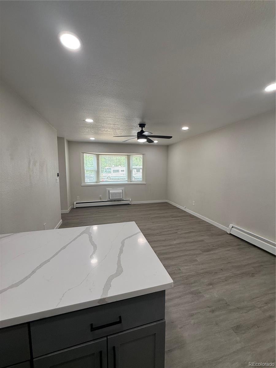 MLS Image #2 for 92  newark street,aurora, Colorado