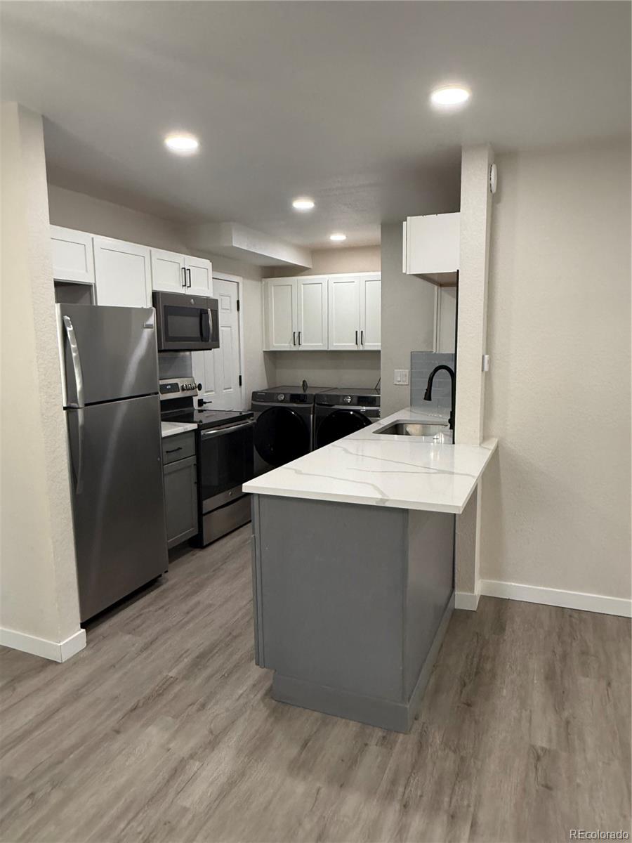 MLS Image #4 for 92  newark street,aurora, Colorado