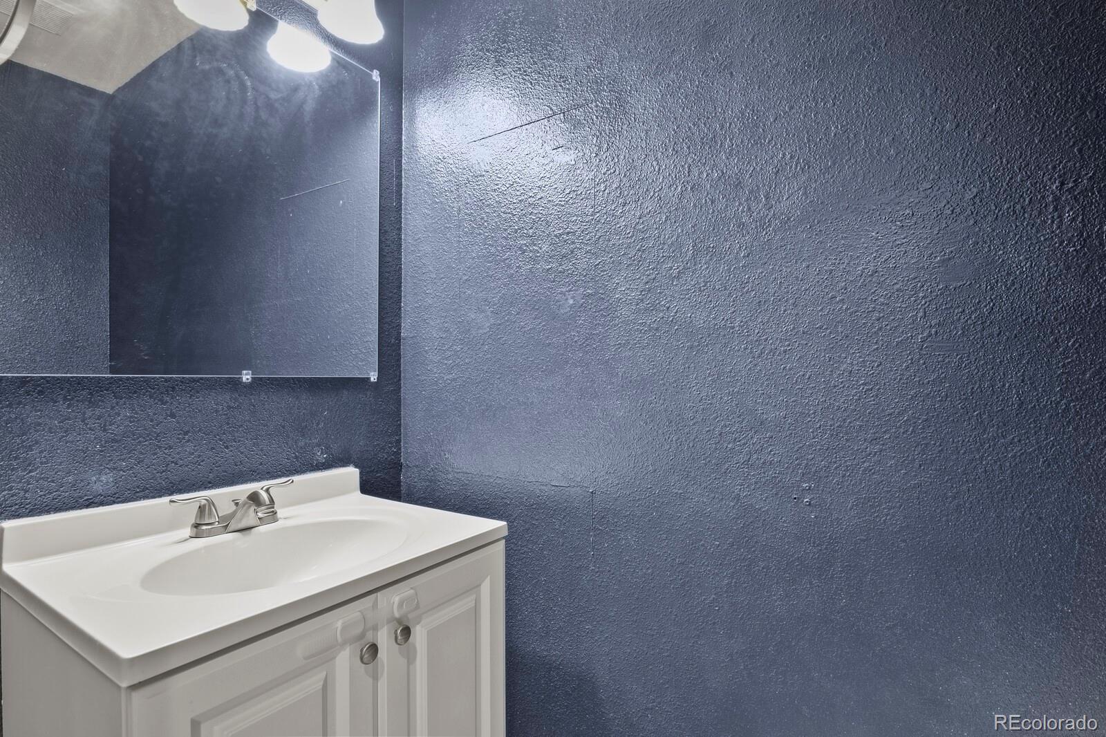 MLS Image #13 for 4290 s mobile circle,aurora, Colorado