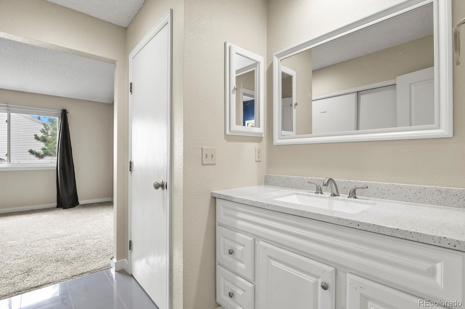 MLS Image #16 for 4290 s mobile circle,aurora, Colorado