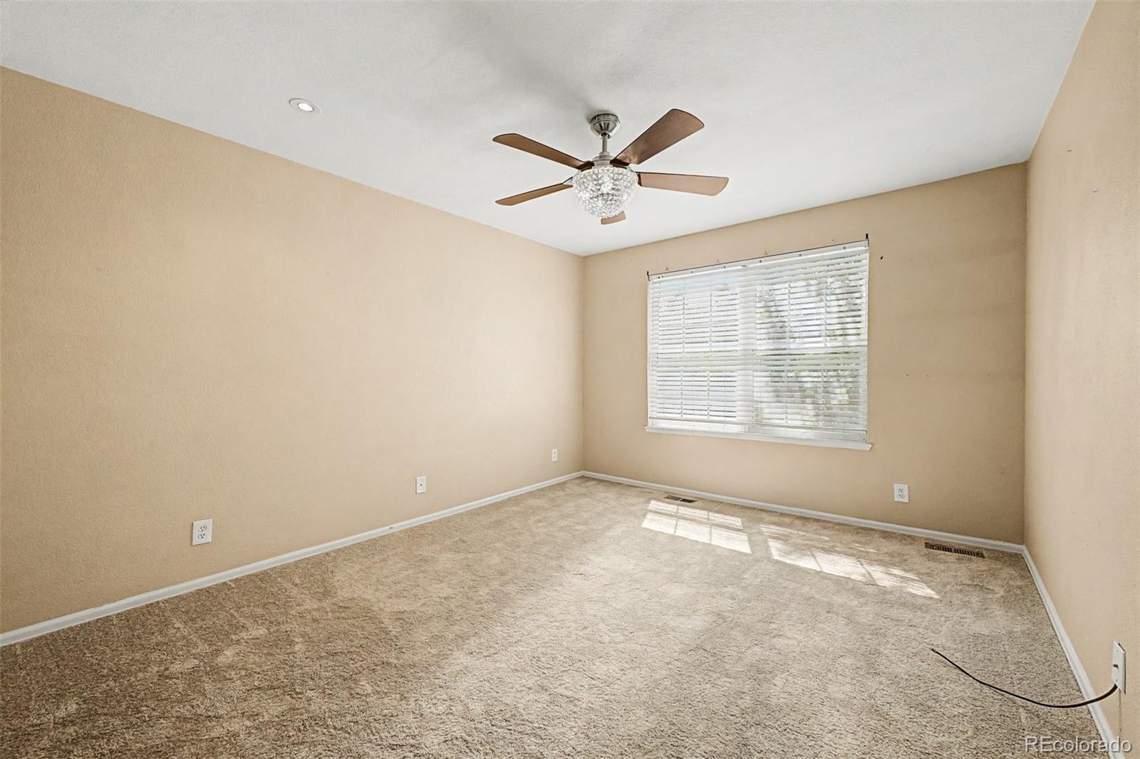 MLS Image #15 for 2147 e 103rd avenue,denver, Colorado