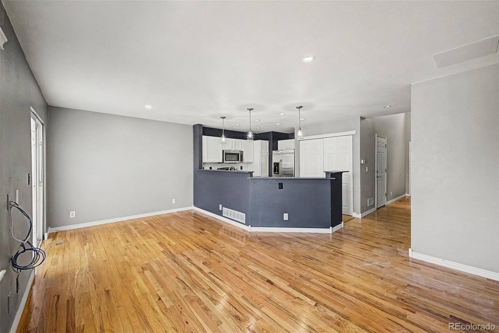 MLS Image #6 for 2147 e 103rd avenue,denver, Colorado