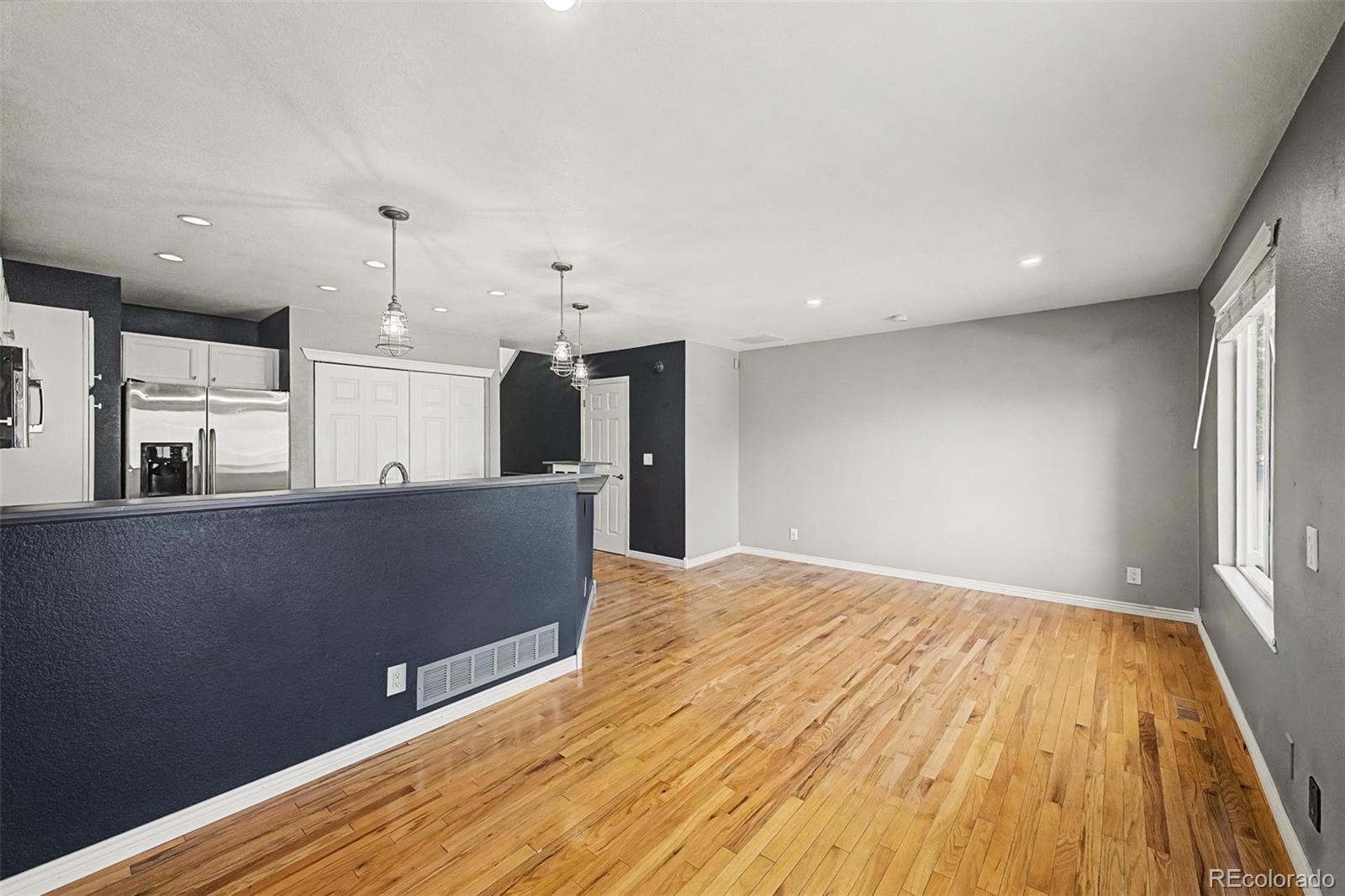 MLS Image #8 for 2147 e 103rd avenue,denver, Colorado