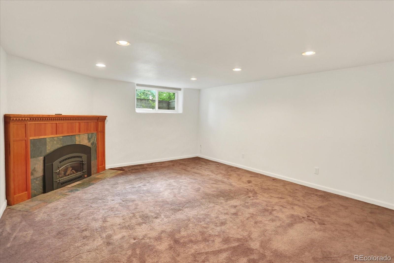 MLS Image #12 for 695  dahlia street,denver, Colorado