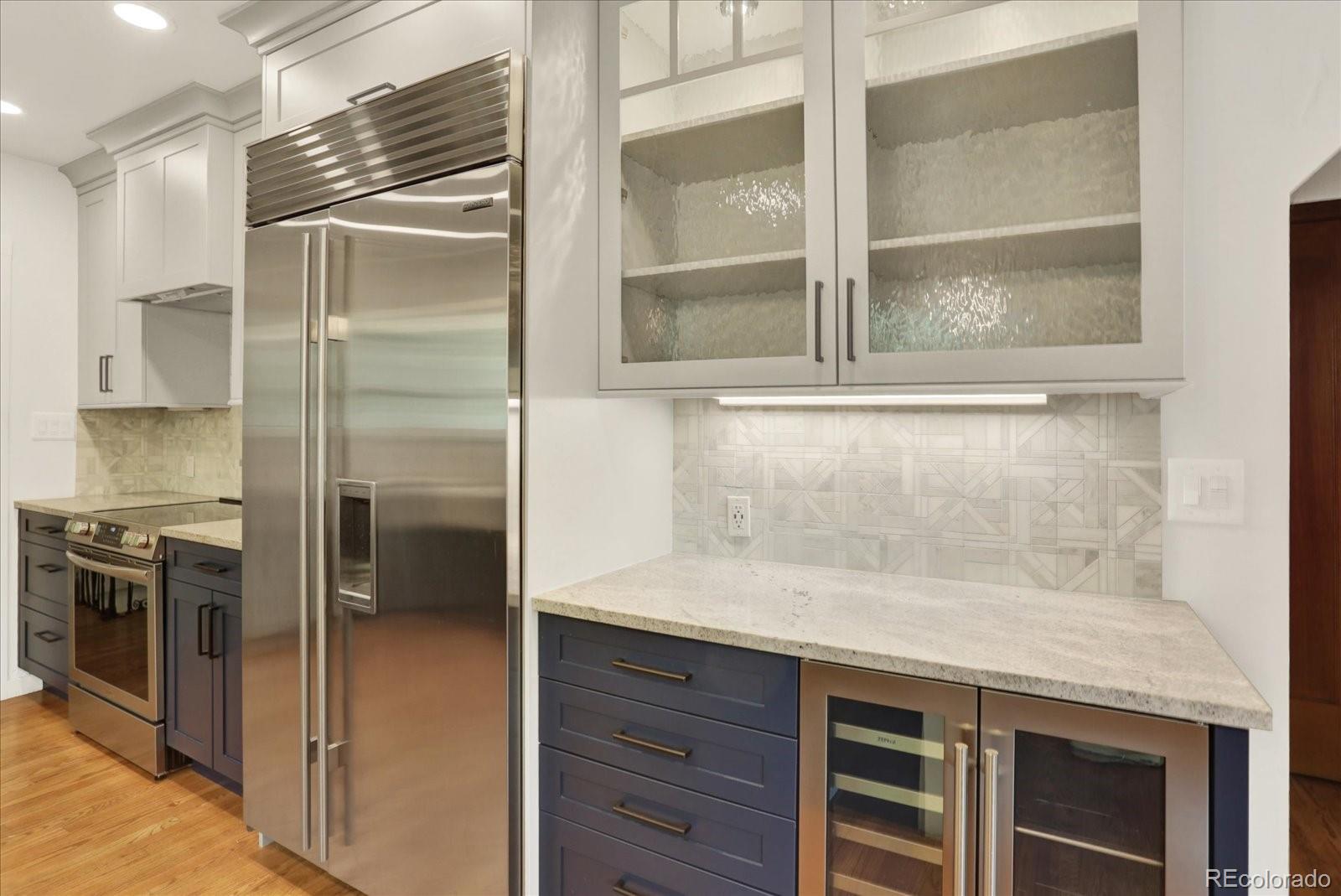 MLS Image #9 for 695  dahlia street,denver, Colorado