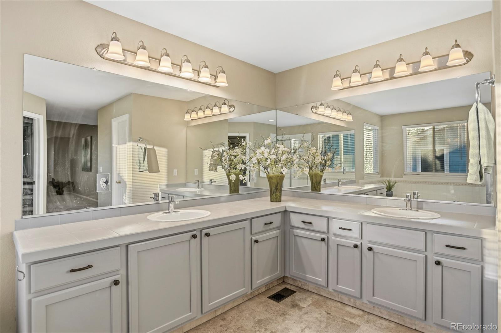 MLS Image #23 for 6668 s killarney court,aurora, Colorado