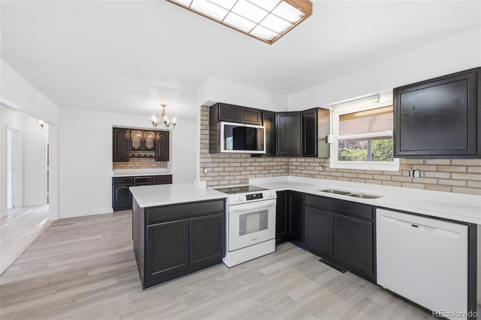 MLS Image #2 for 745  mobile street,aurora, Colorado