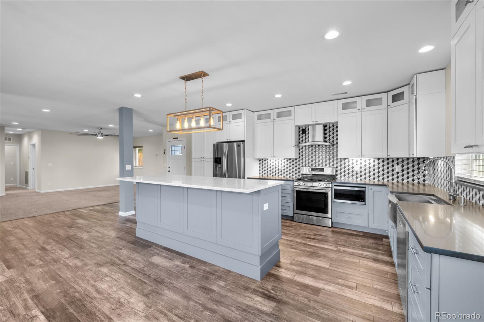 MLS Image #10 for 3301 w union avenue,englewood, Colorado