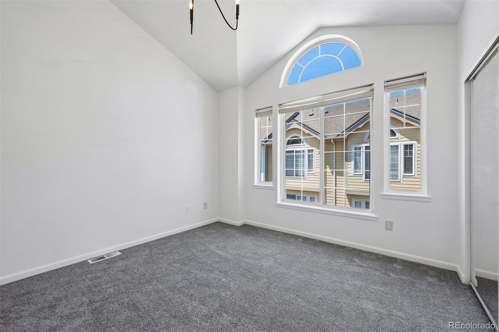 MLS Image #12 for 783 s locust street,denver, Colorado