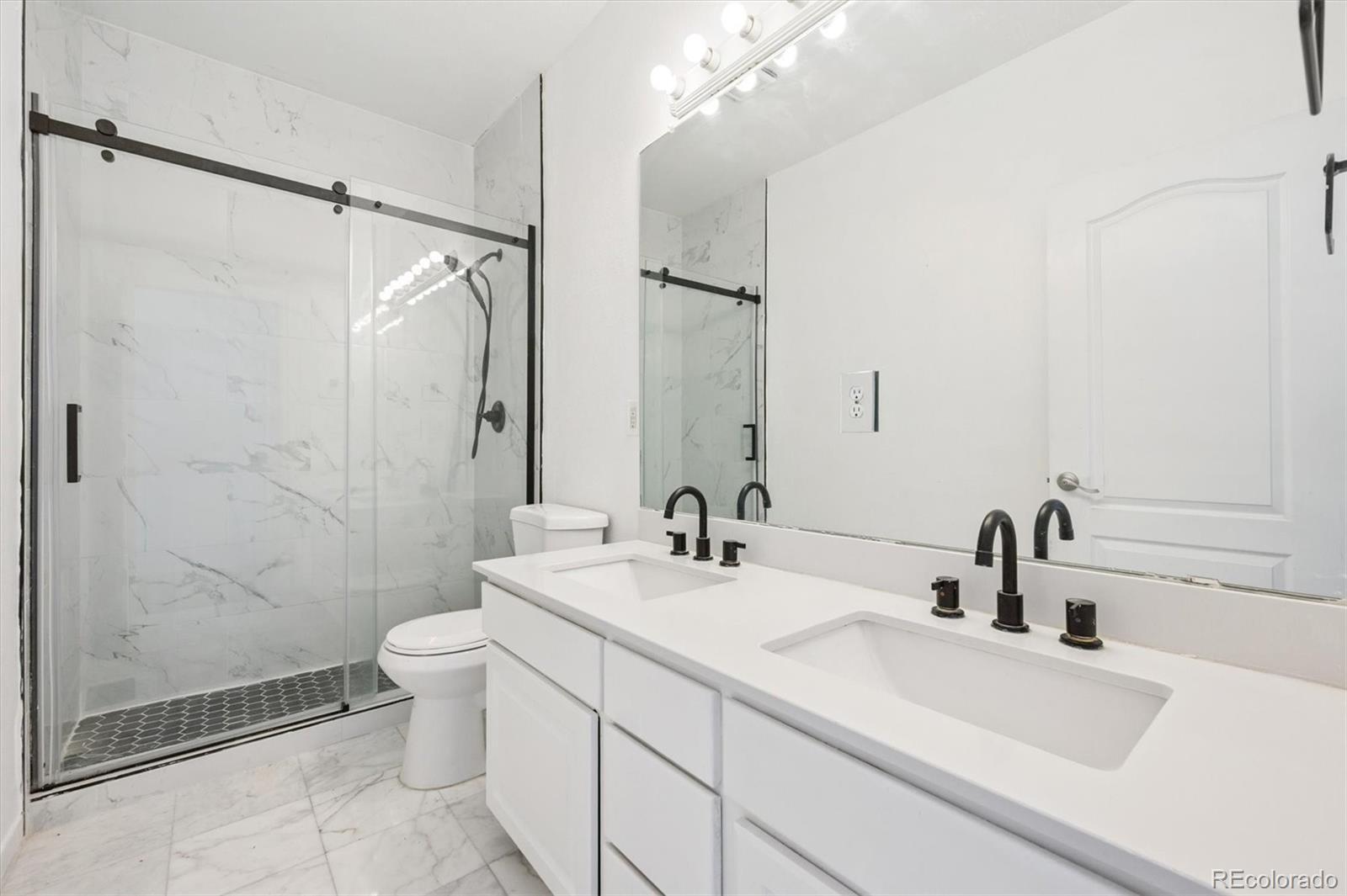 MLS Image #15 for 783 s locust street,denver, Colorado