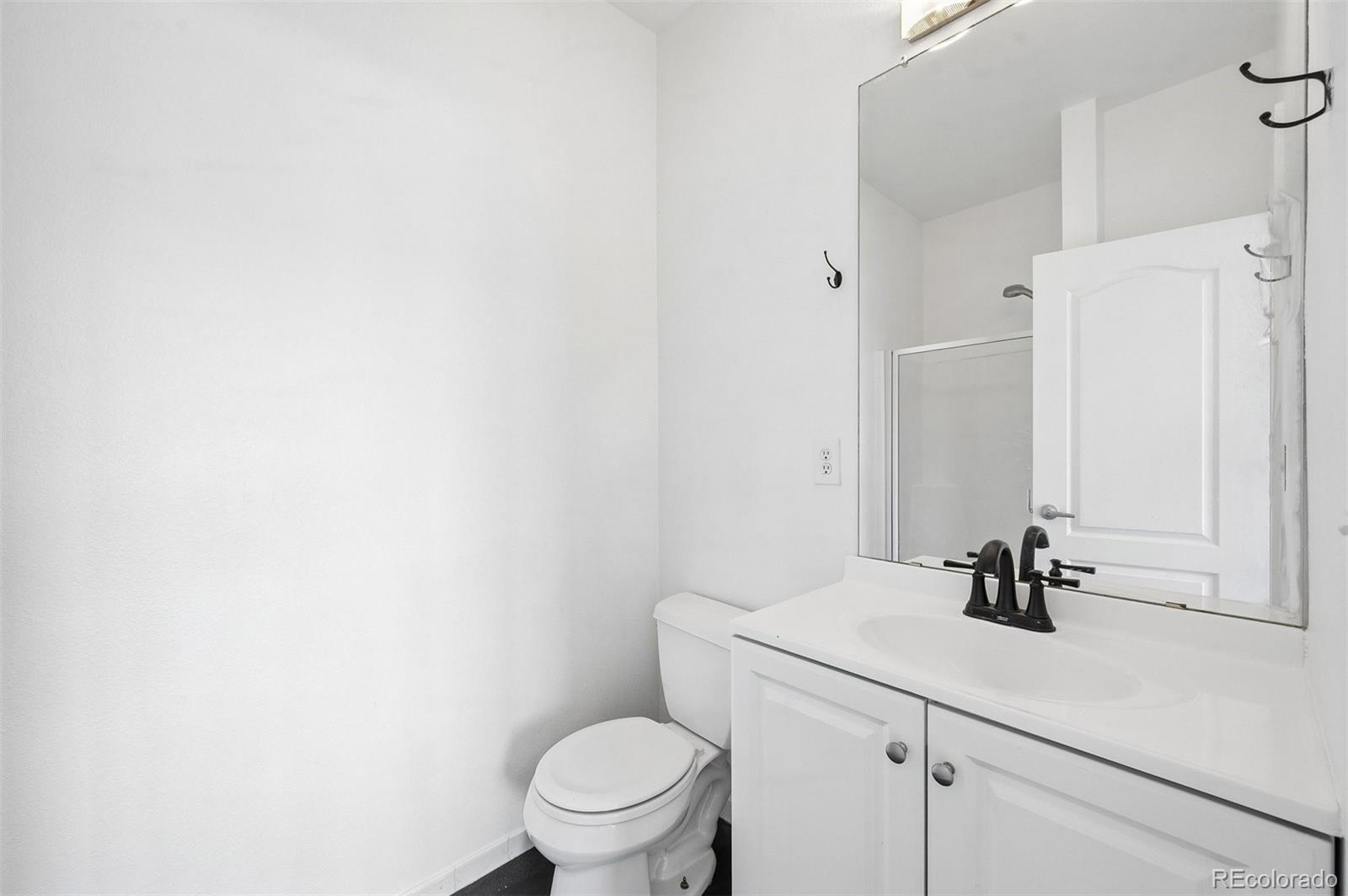 MLS Image #17 for 783 s locust street,denver, Colorado