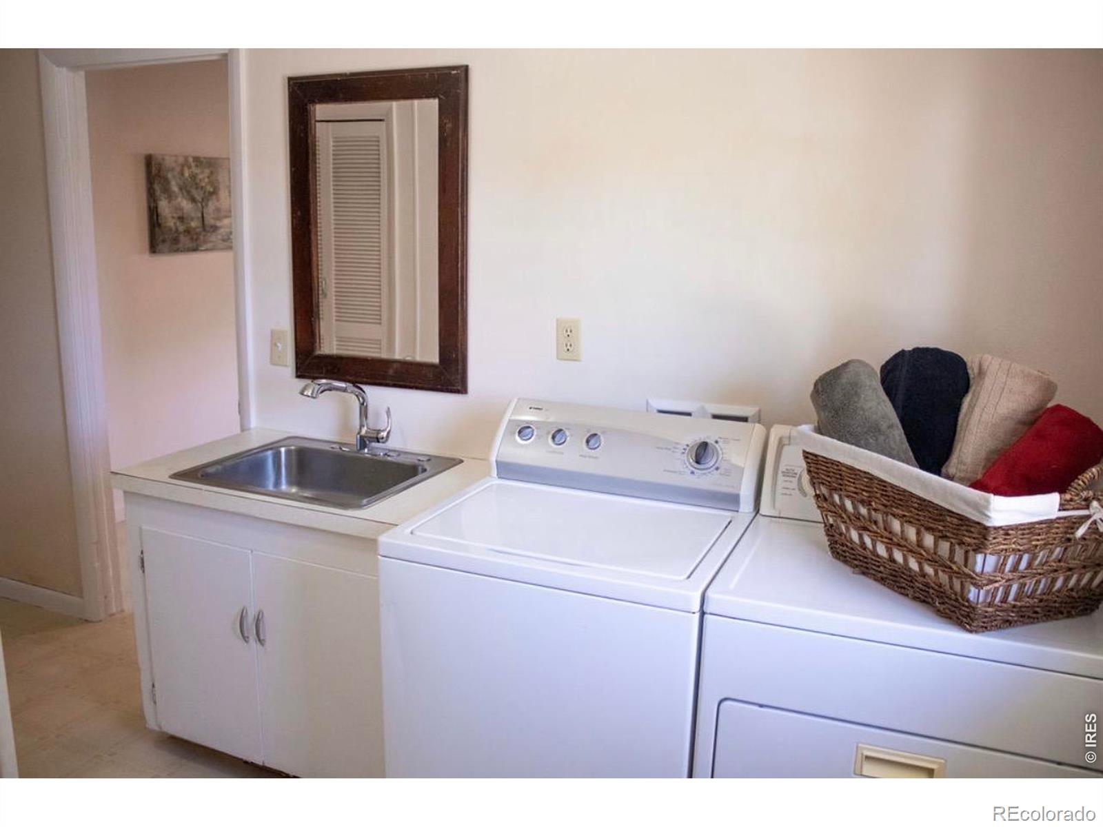 MLS Image #38 for 1744 n overland trail,fort collins, Colorado