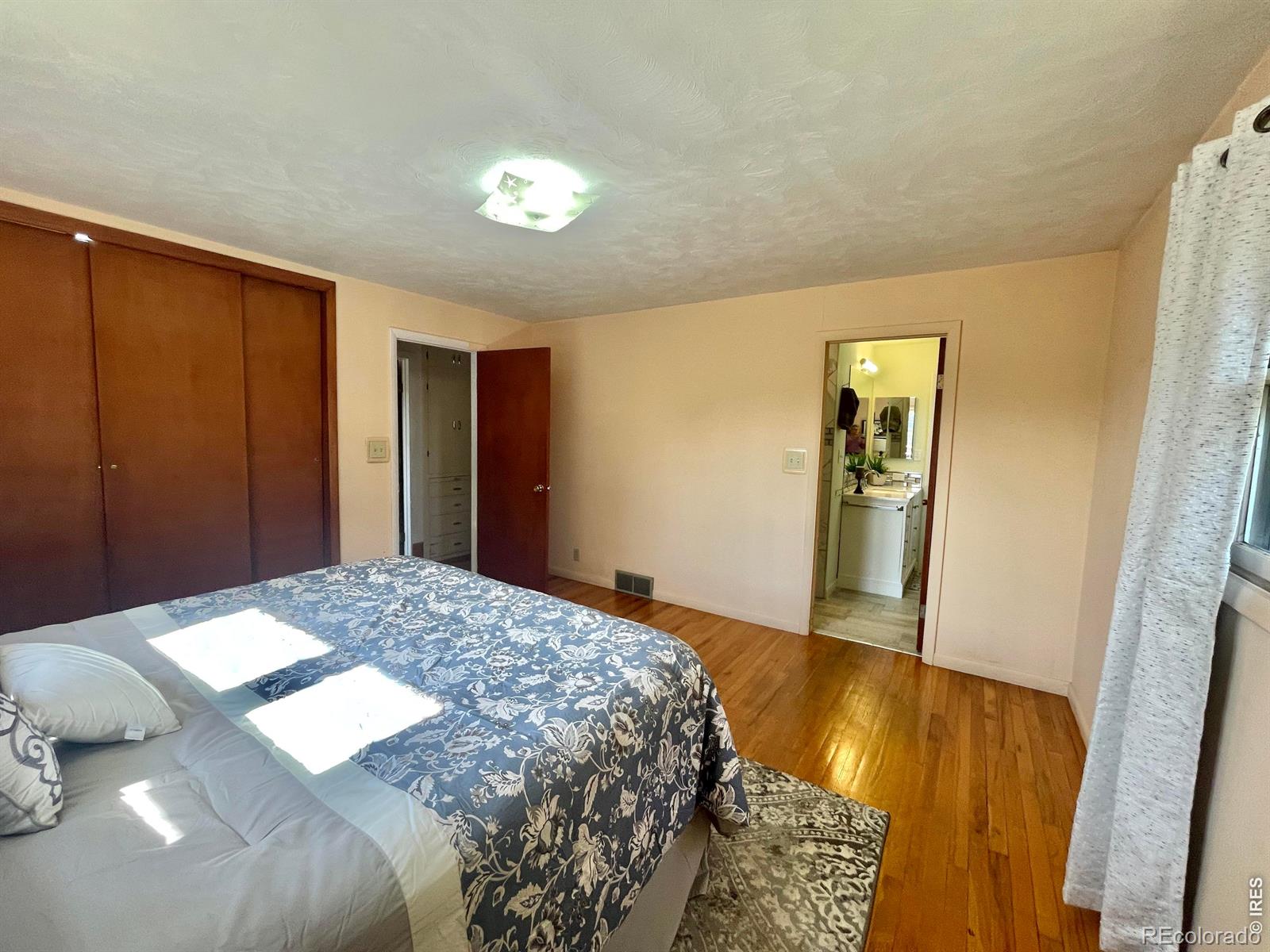 MLS Image #46 for 1744 n overland trail,fort collins, Colorado