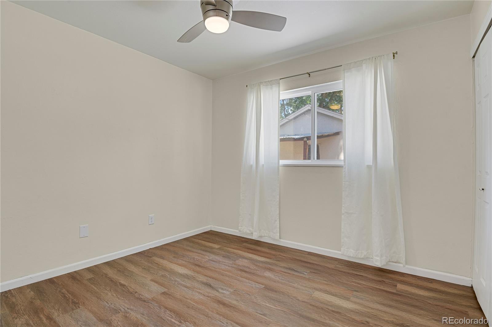 MLS Image #14 for 3211 n institute street,colorado springs, Colorado