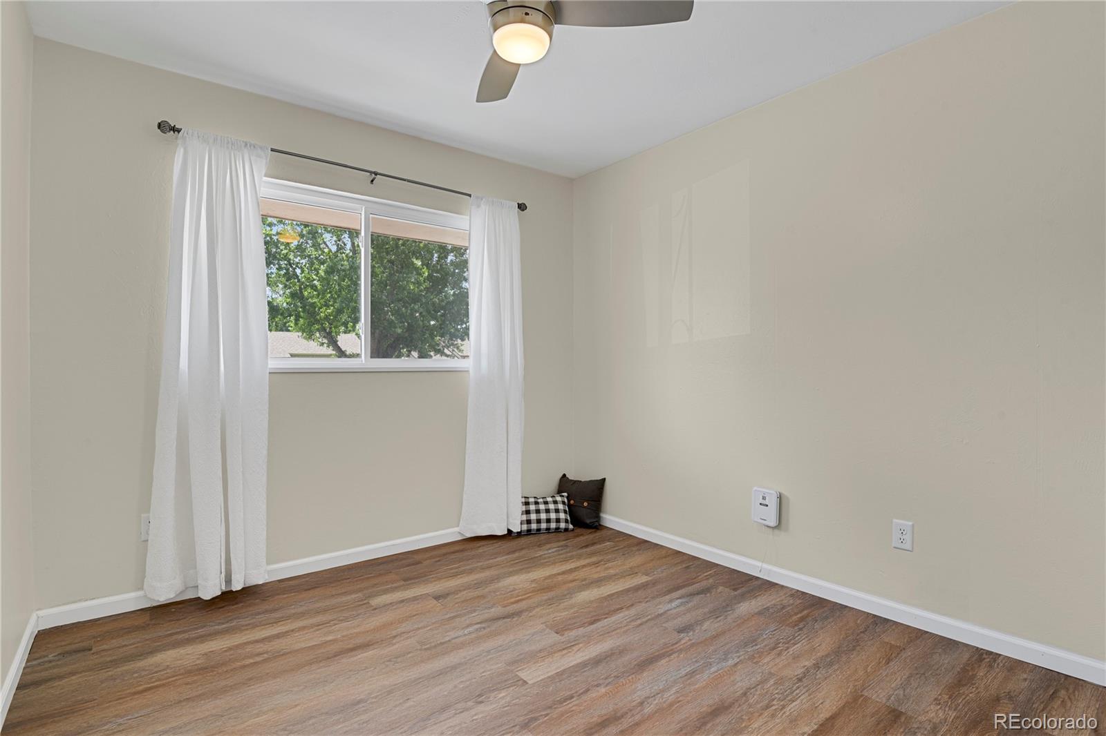 MLS Image #17 for 3211 n institute street,colorado springs, Colorado