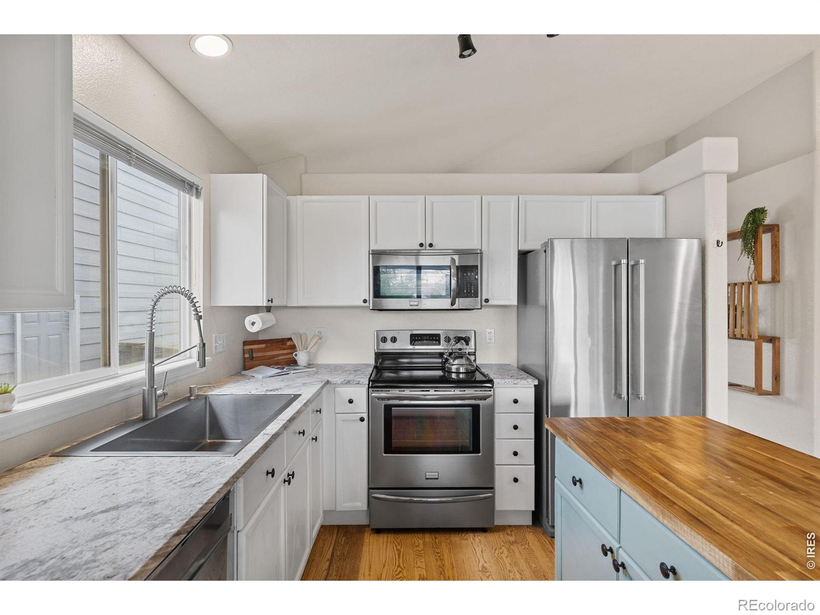 MLS Image #13 for 9712  queenscliffe drive,highlands ranch, Colorado