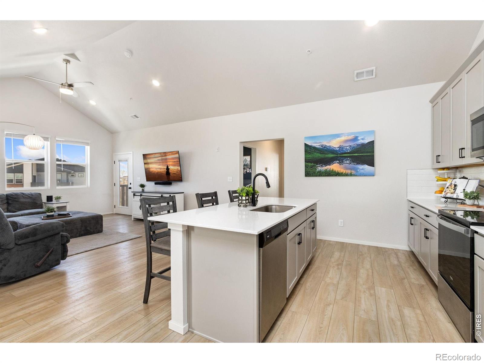MLS Image #10 for 1805  bounty drive,windsor, Colorado