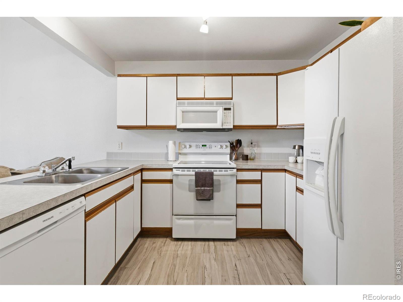 MLS Image #11 for 2929  ross drive,fort collins, Colorado