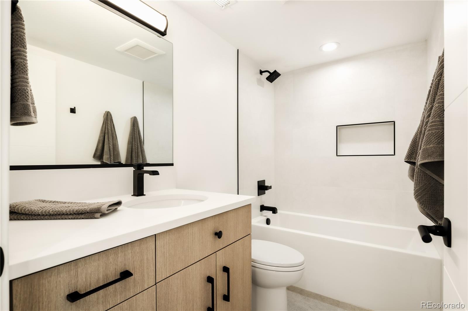 MLS Image #23 for 4427  zuni street,denver, Colorado