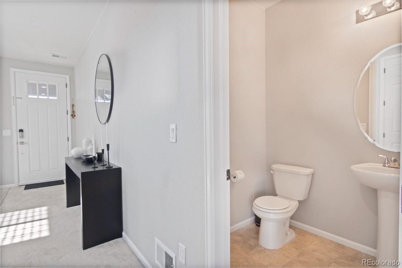 MLS Image #3 for 3856  fultondale street,aurora, Colorado
