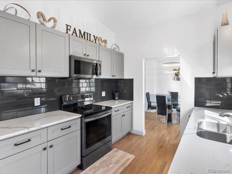MLS Image #12 for 1800 s monaco street parkway,denver, Colorado