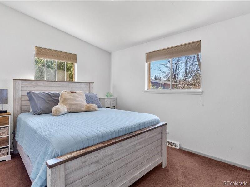 MLS Image #13 for 1800 s monaco street parkway,denver, Colorado