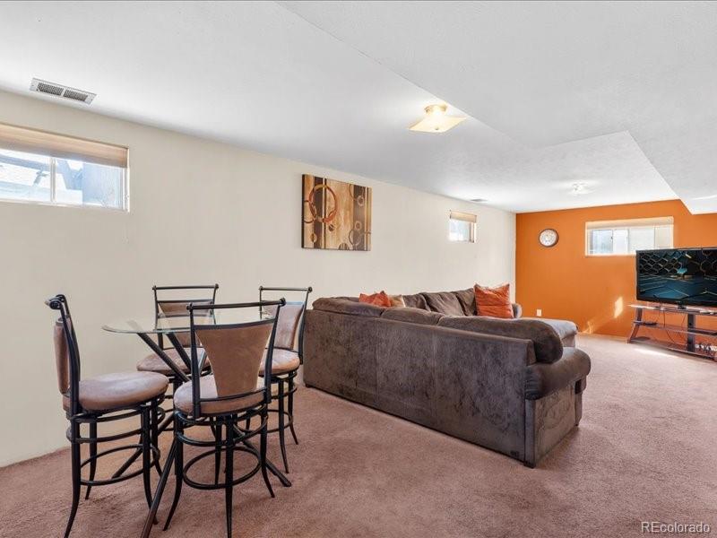 MLS Image #18 for 1800 s monaco street parkway,denver, Colorado