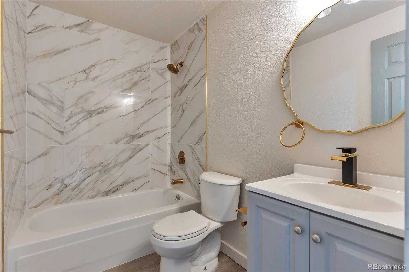 MLS Image #3 for 5121  dillon street,denver, Colorado