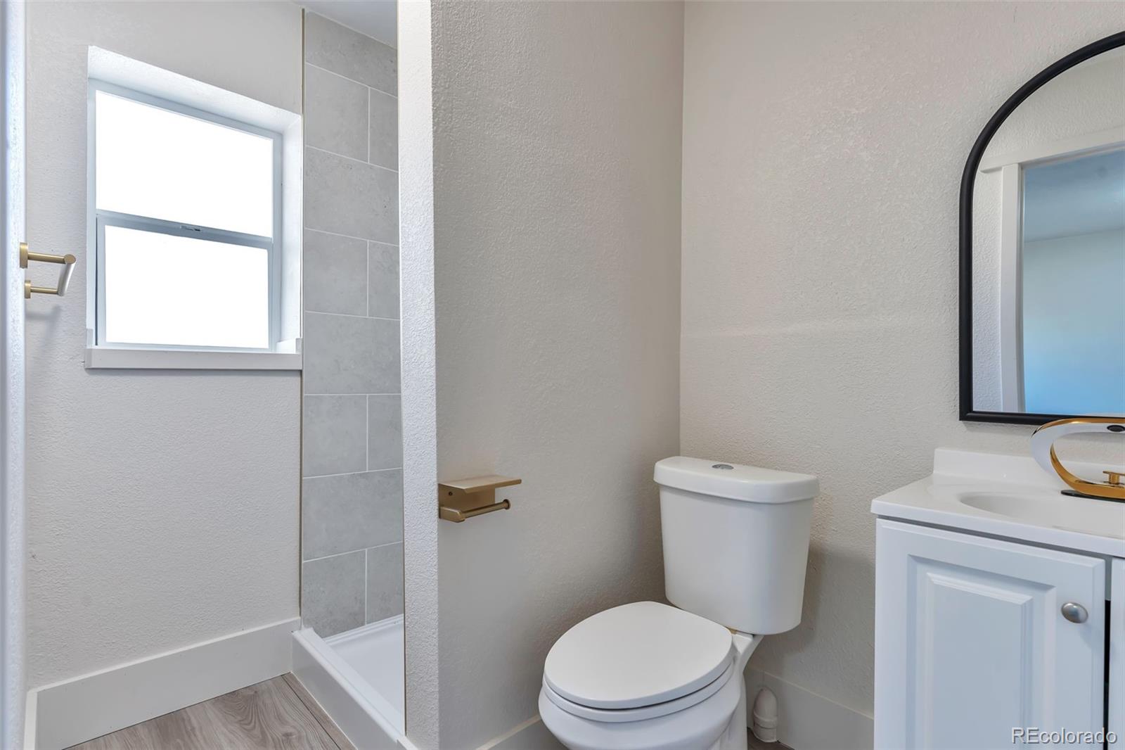 MLS Image #8 for 5121  dillon street,denver, Colorado