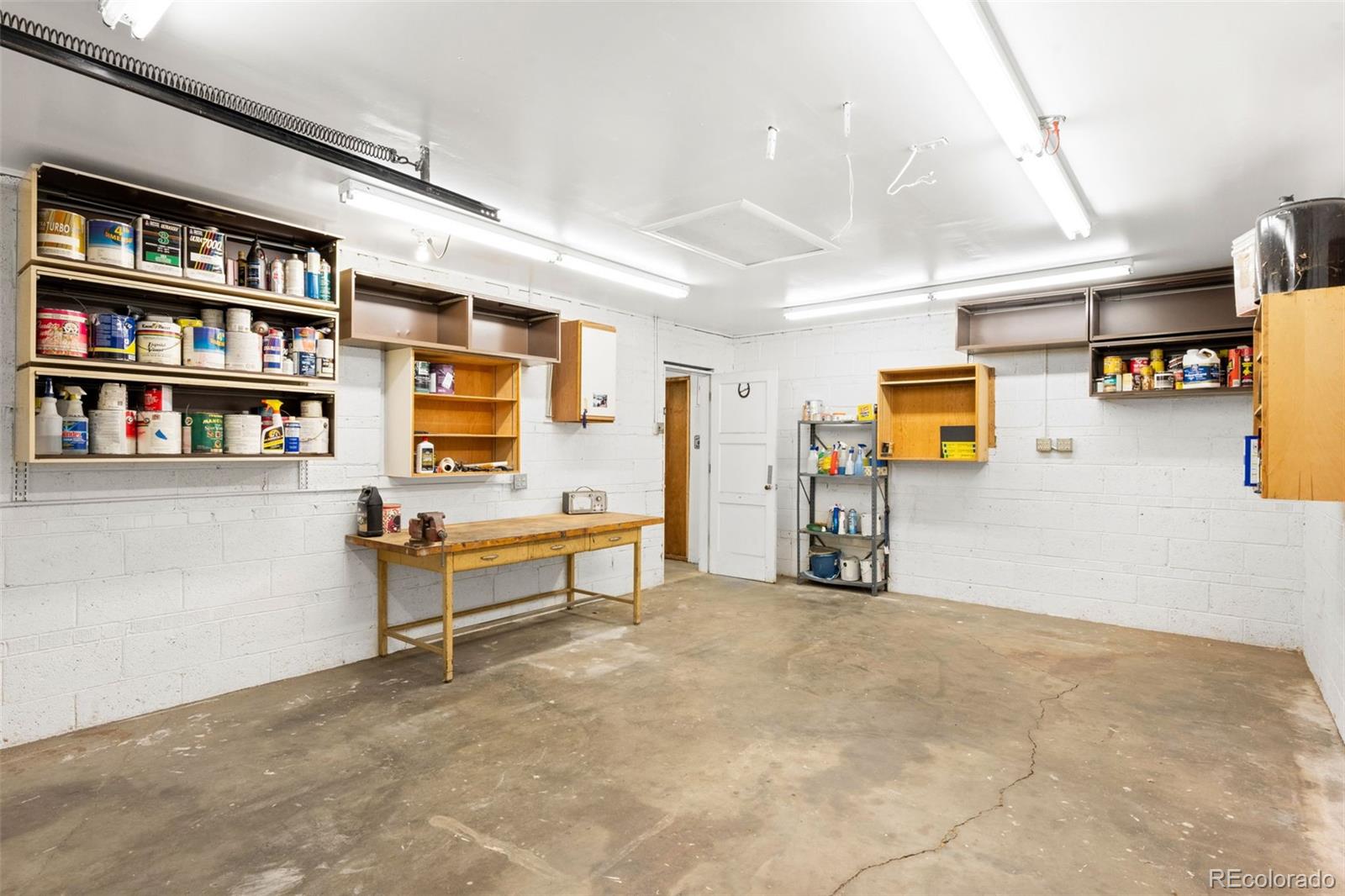 MLS Image #33 for 1370  newport street,denver, Colorado