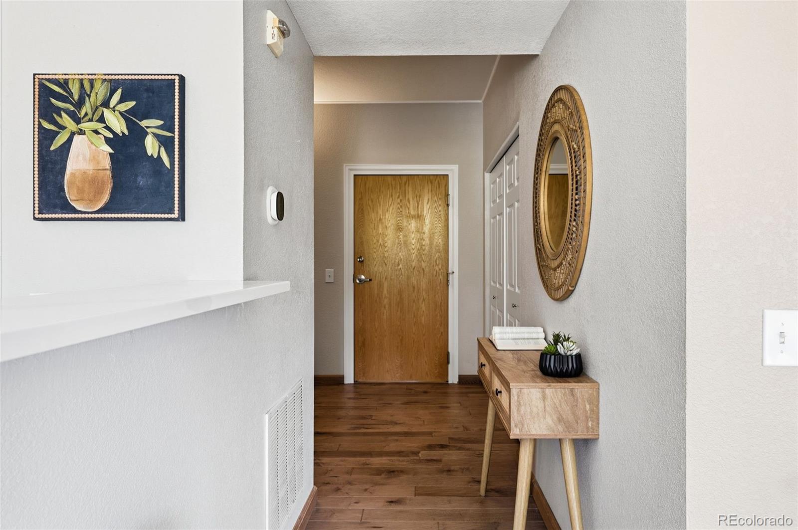 MLS Image #4 for 837 e 17th avenue,denver, Colorado