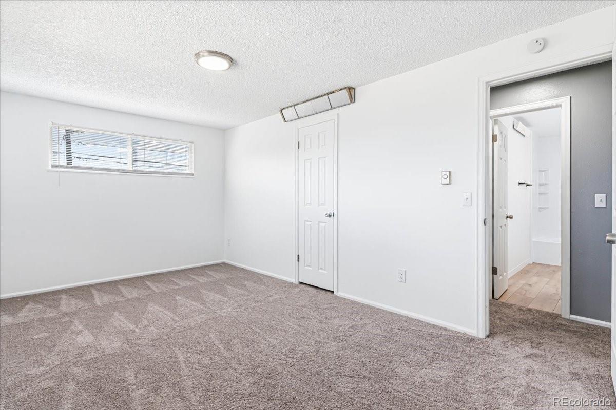 MLS Image #14 for 1961 w pacific place,denver, Colorado