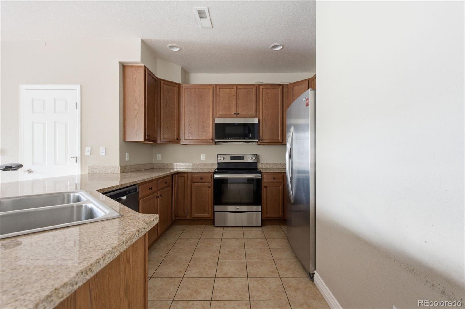 MLS Image #19 for 9788  cherry lane,denver, Colorado