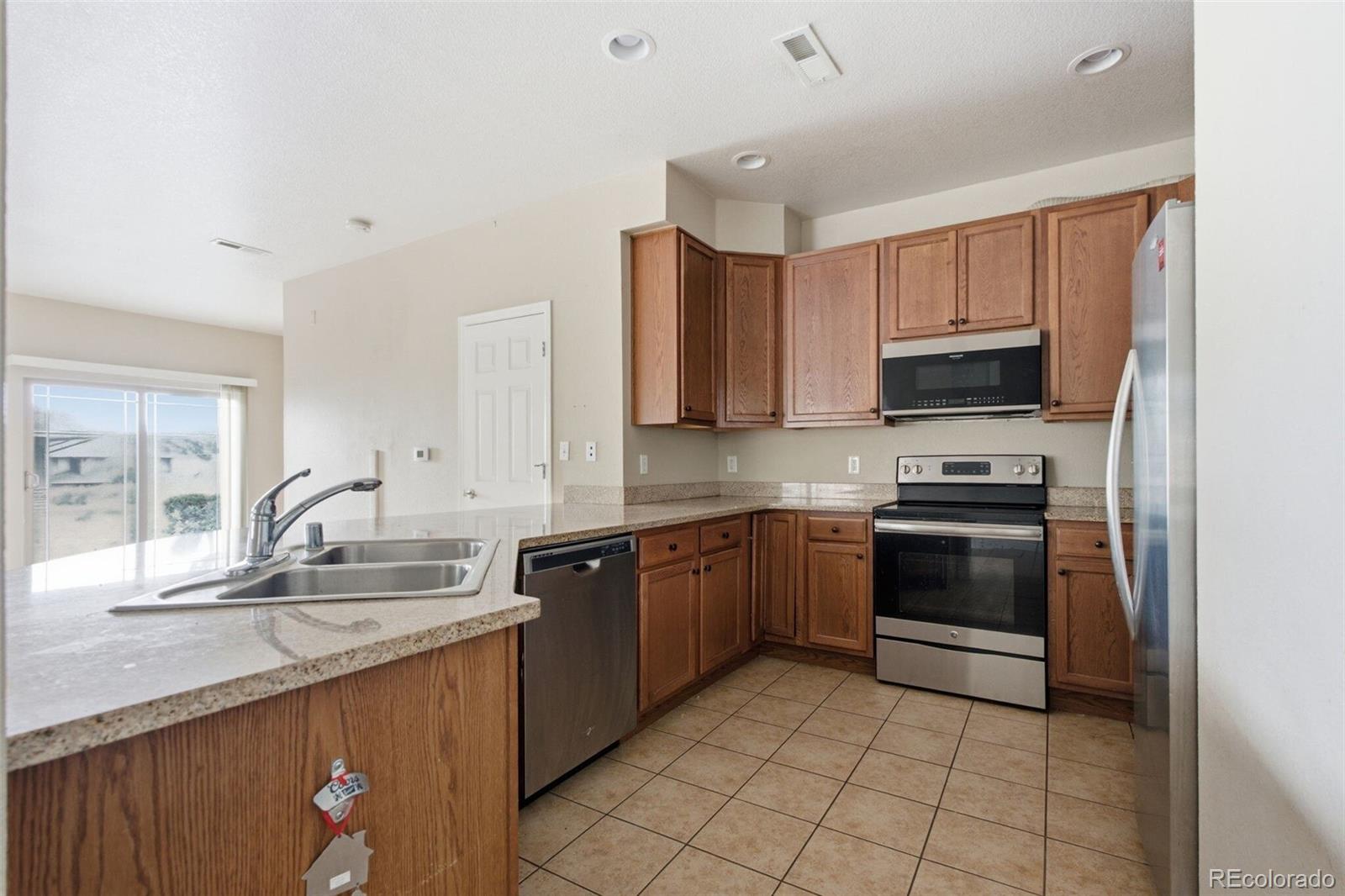 MLS Image #4 for 9788  cherry lane,denver, Colorado