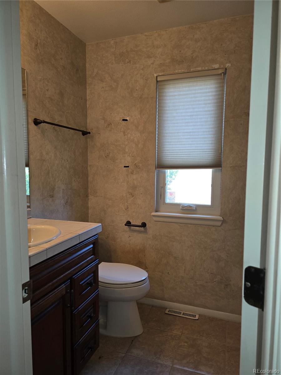 MLS Image #14 for 7497 e nichols place,centennial, Colorado