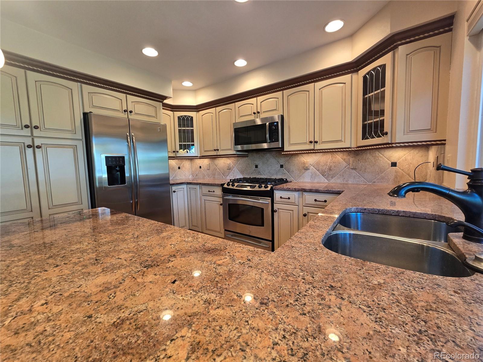 MLS Image #4 for 7497 e nichols place,centennial, Colorado