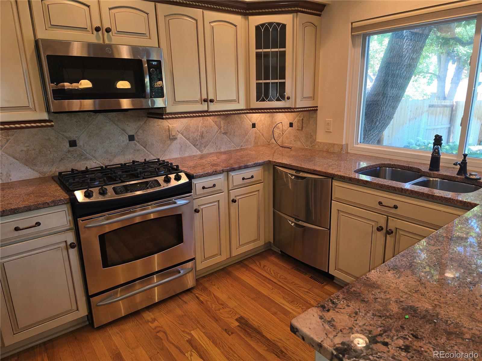 MLS Image #6 for 7497 e nichols place,centennial, Colorado
