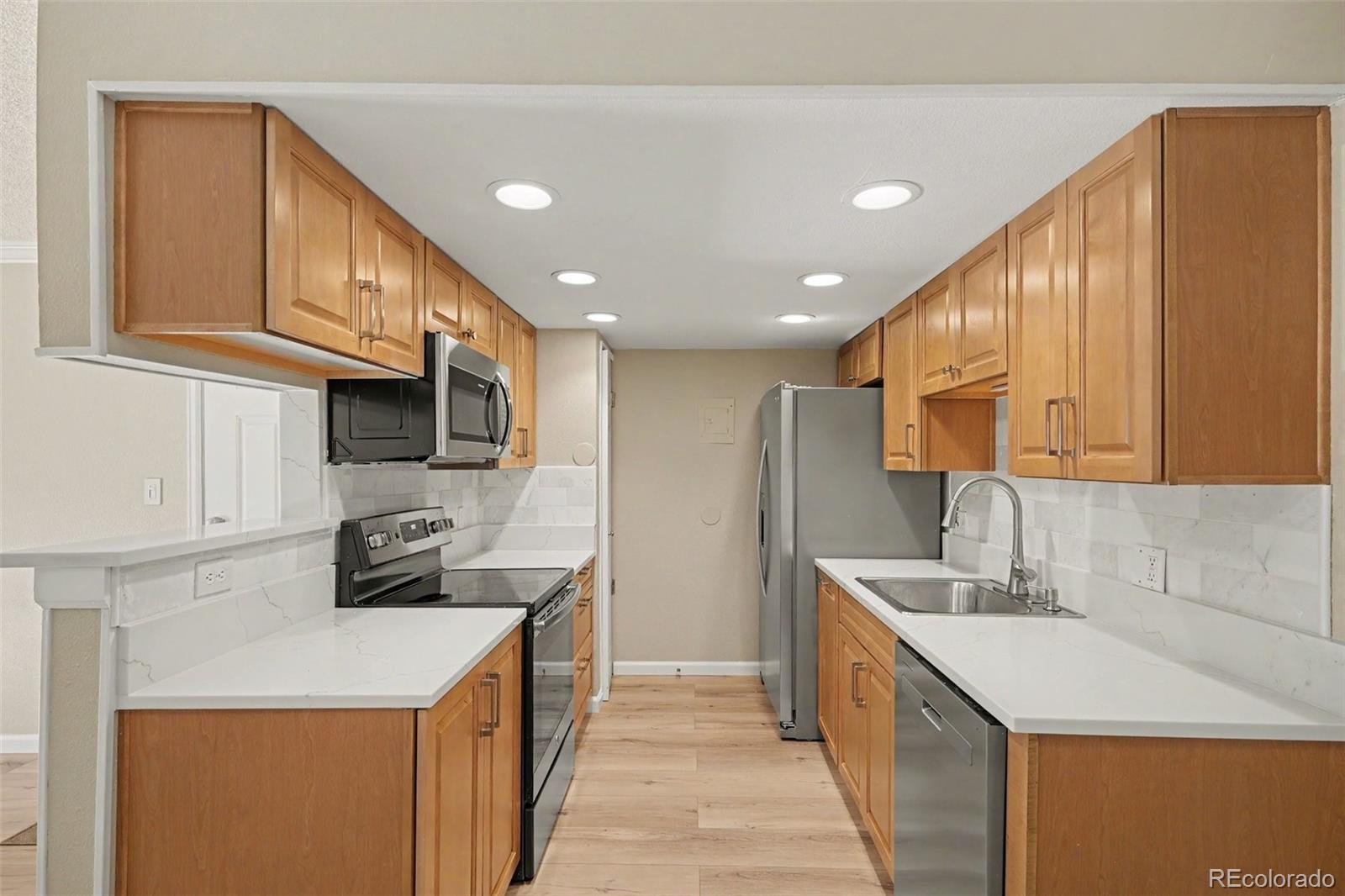 MLS Image #11 for 4400 s quebec street,denver, Colorado