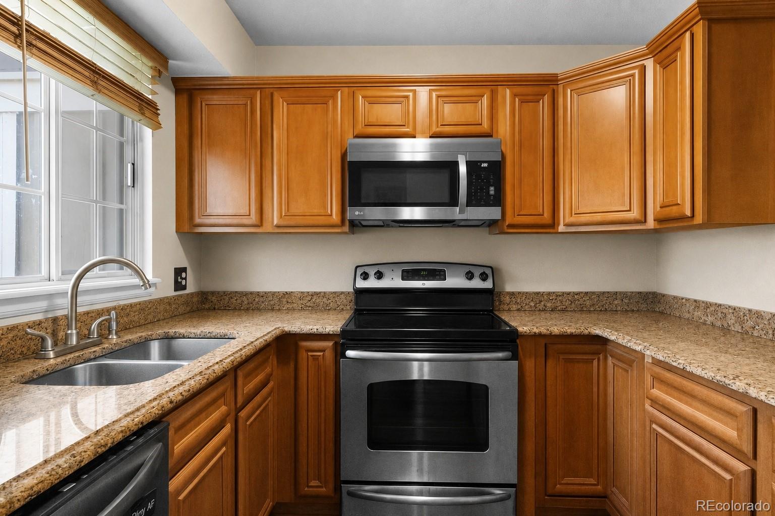 MLS Image #9 for 15497 e louisiana avenue ,aurora, Colorado