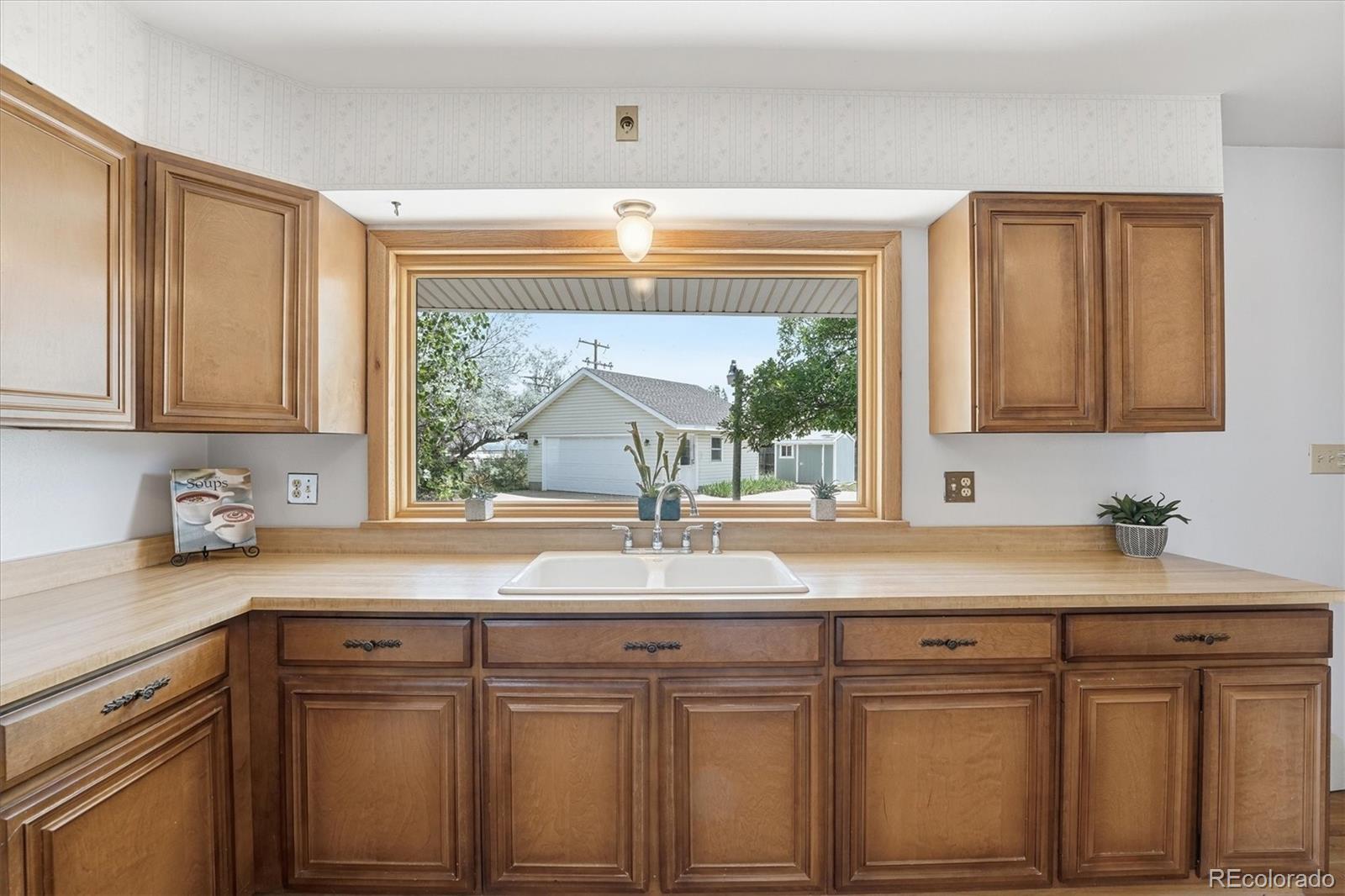MLS Image #3 for 16162  hi land circle,brighton, Colorado