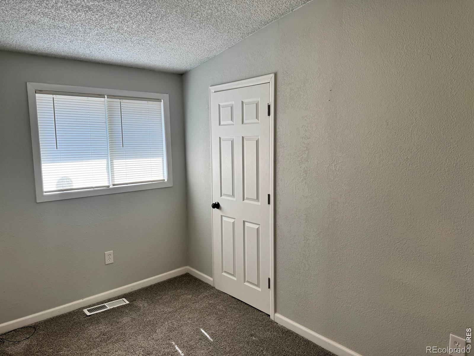 MLS Image #13 for 413  cove lane,fort morgan, Colorado