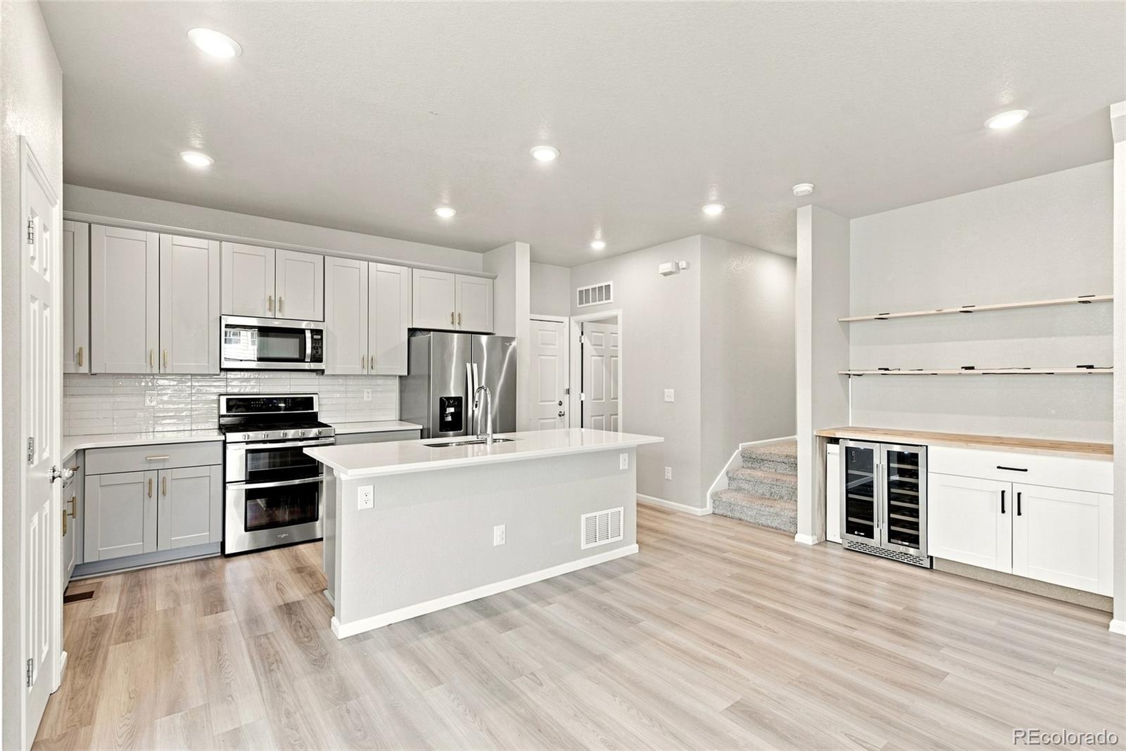 MLS Image #15 for 18292 e kansas place,aurora, Colorado
