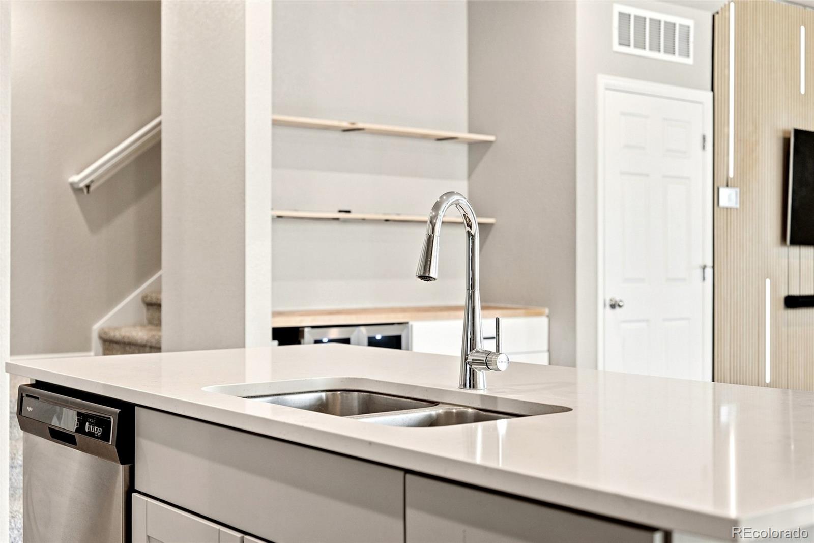 MLS Image #16 for 18292 e kansas place,aurora, Colorado